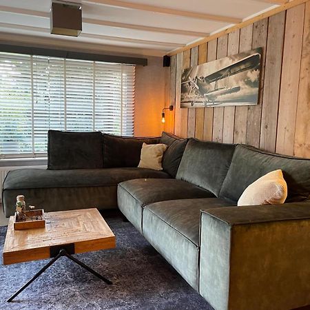 Uniek Chalet Op De Veluwe, In Bosrijke Omgeving. 皮滕 外观 照片